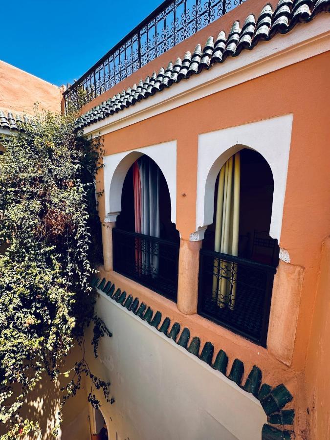 riad msholidays - privatisé jusqu'à 6 personnes - bassin Marraquexe Exterior foto