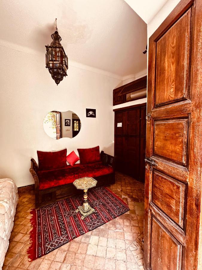 riad msholidays - privatisé jusqu'à 6 personnes - bassin Marraquexe Exterior foto